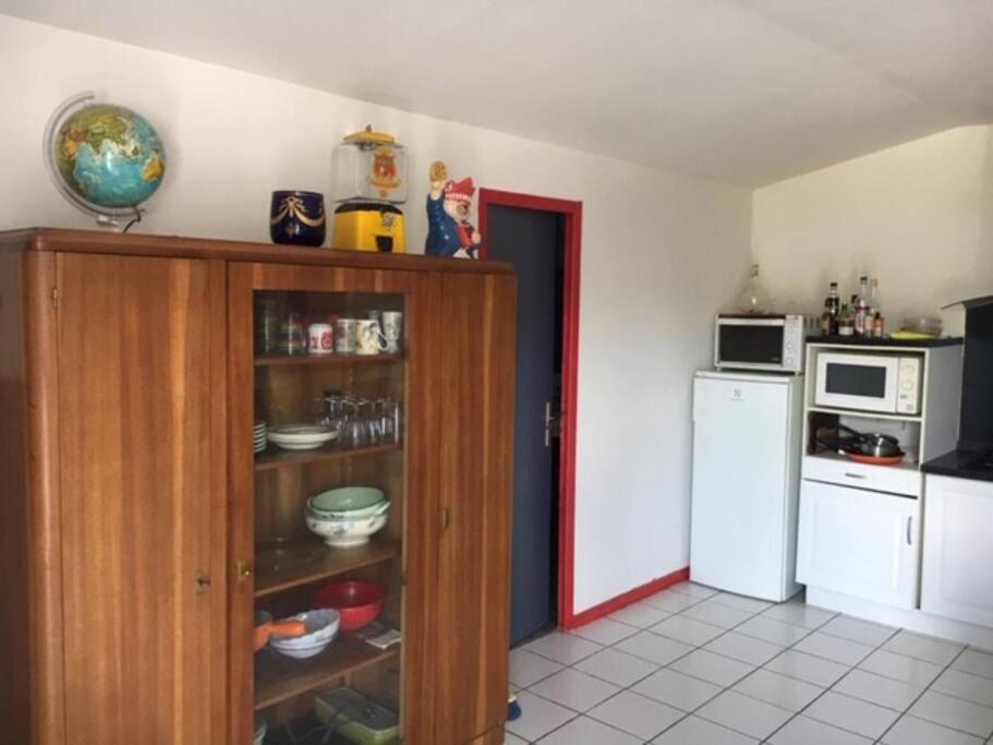 Le Depot Appartement Du Canal 80M2 A Champvert Экстерьер фото