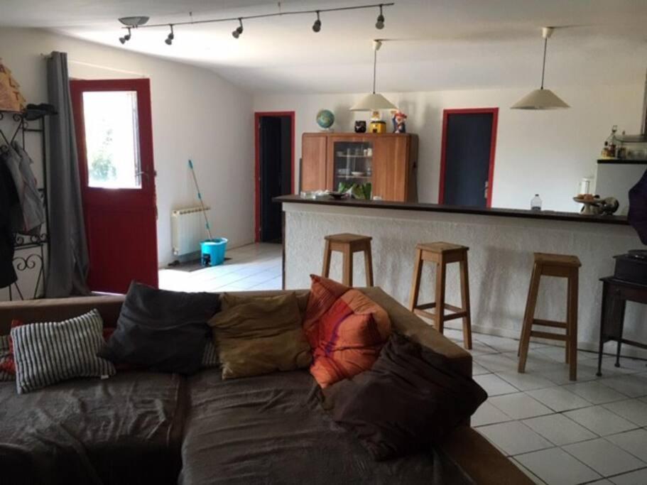 Le Depot Appartement Du Canal 80M2 A Champvert Экстерьер фото